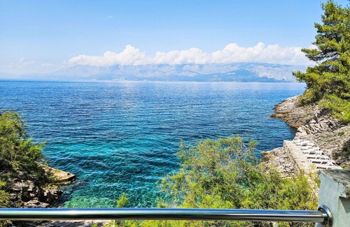 Bogomolje Apartment | Octopus by Interhome