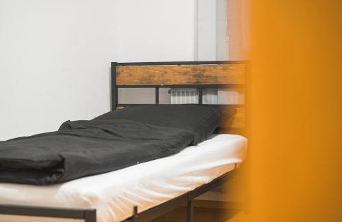 Ofterdingen Apartment | OF02 Komfortables Apartment für Monteure und Teams - 4 Schlafzimmer mit 10 Einzelbetten - LS Crewcomfort - weitere Unterkünfte verfügbar