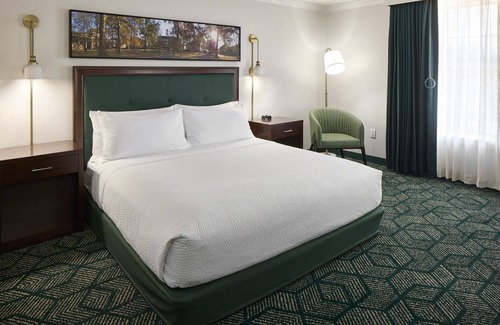 Athens Hotel | Ohio University Inn & Conference Center