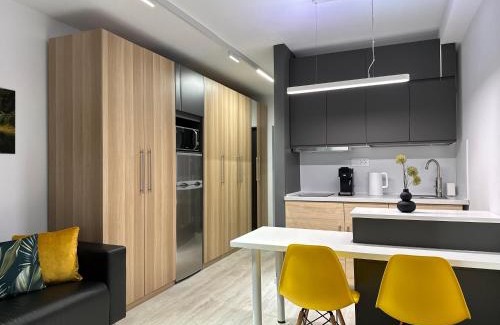 Iasi Apartment | OHM Smart Studio