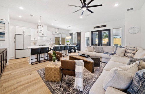Kiska Beach House | OhWhen Is Vacay - West End PCB