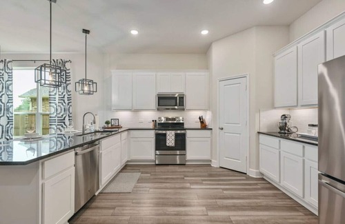 College Station Apartment | Ol’ Army Escape ~ Aggieland Vacation Rental
