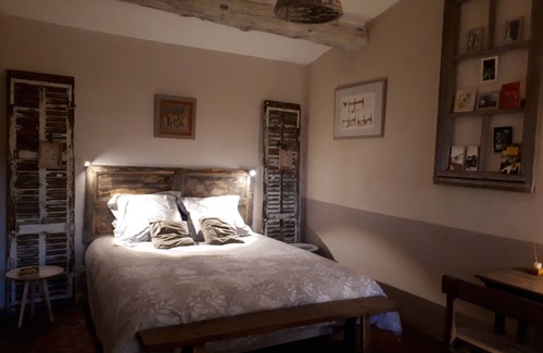 Lardiers Other | Old sheepfold of the 18th restored with great taste in the middle of lavender