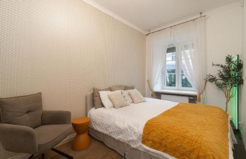 Old Town Apartment | Old Town Apartment on quiet private street