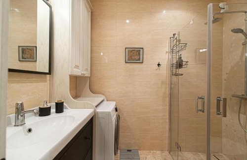Old Town Apartment | Old Town Apartment on quiet private street