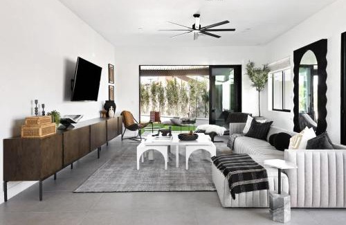 Southwest Village House | Old Town Modern by HOZHO
