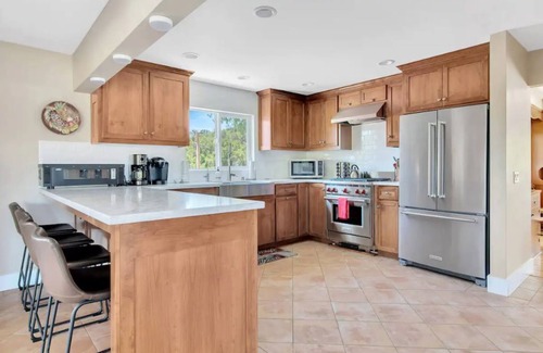 Templeton House | Old Vine House - 360 degree vineyard views!