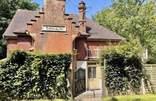 Martin House | Oldestairs House - Coastal home on the beach