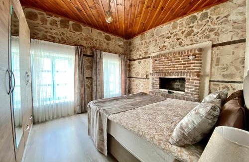 Kaleici Apartment | Oldtown Family Fisher Suit With 3 Bedrooms