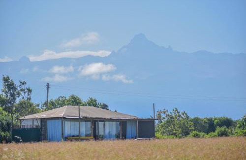 Nyeri County Cabin | Ole-lekurruki Naromoru Cabins