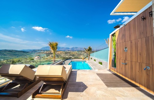 Heraklion Apartment | Oleas Suite Moon Private Pool