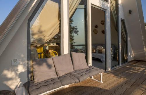 Karpenisi House | Olive Frame