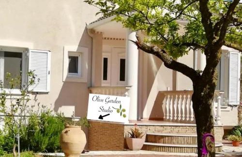 Souli Apartment | Olive Garden Studio