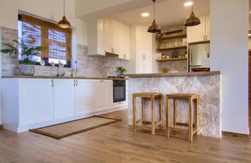 Kali Apartment | Olive grove retreat