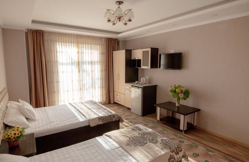 Cholpon-Ata Hotel | ololoFamily