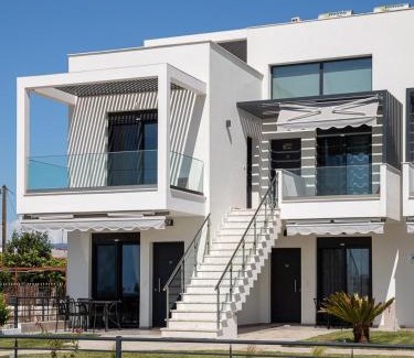 Paralia Ofryniou Apartment | Olympiada Complex Calma Di Mare Apartment