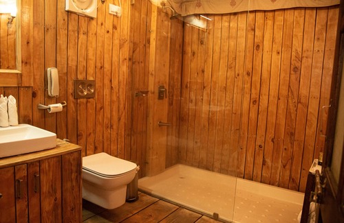 Varanasi Hotel | Om Vilas Benares, Varanasi