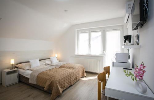 Buk House | Omni Residence Vendégház