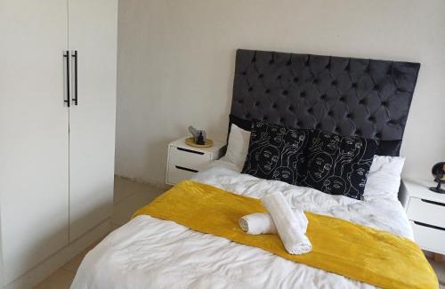 Trawal House | On 36 Neethlingshof