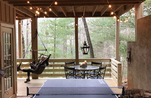 Big Canoe House | On Big Canoe MNTN LAKE Beach/Trails/Pool/Fitnss, LUX FURNSHD, Fire pit, GAME RM