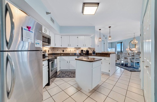 Orange Beach Condo | ON THE BEACH! REMODELED CORNER UNIT with balconies in every room! 6th floor!