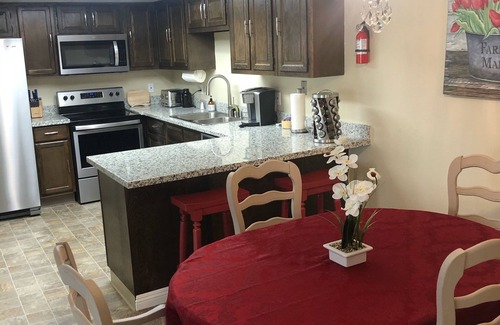 Reno Condo | On the beautiful Truckee River, walk to town and all attractions