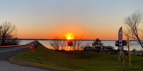 Onalaska Other | On The Lake #115