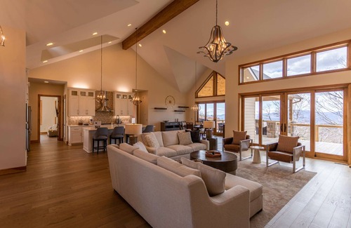 Sugar Mountain House | On The Rocks - Luxury Sugar Mountain Home with VIEWS!
