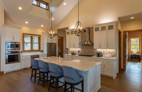 Sugar Mountain House | On The Rocks - Luxury Sugar Mountain Home with VIEWS!