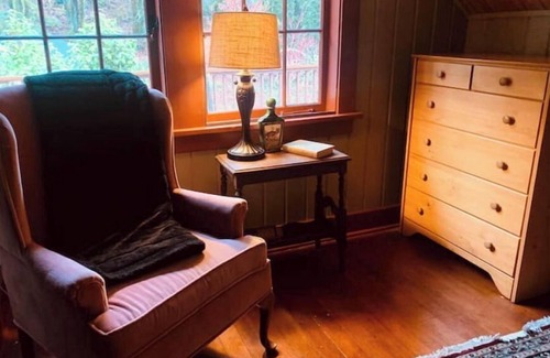 Union House | Once Upon A Time ~ Historic Waterfront View Lodge