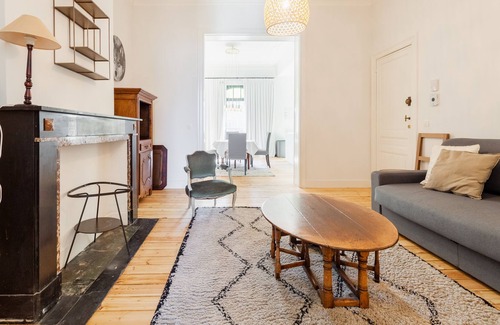 Sint-Gillis Apartment | one bedroom Apartment Self Check In in center of trendy st Gilles