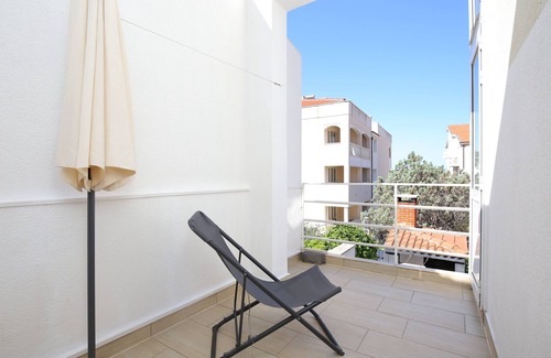Baska Voda Apartment | One bedroom apartment with terrace and sea view Baška Voda, Makarska (A-2756-d)