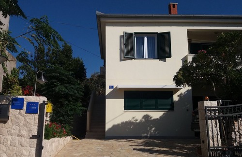 Vinjerac Apartment | One bedroom apartment with terrace Vinjerac, Zadar (A-13811-a)