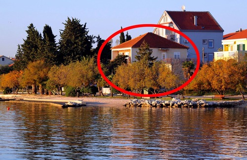 Diklo Apartment | One bedroom apartment near beach Zadar - Diklo, Zadar (A-5925-b)