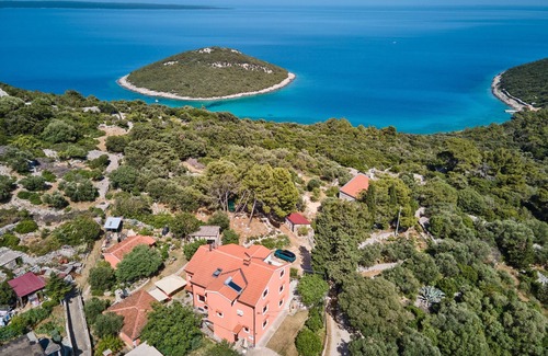 Cunski Apartment | One bedroom apartment with terrace Ćunski, Lošinj (A-7867-d)