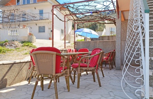 Marina Apartment | One bedroom apartment with air-conditioning Marina, Trogir (A-11554-a)