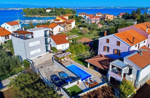 Preko Apartment | One bedroom apartment with terrace and sea view Preko, Ugljan (A-20390-a)