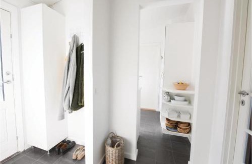 Olsted House | One-Bedroom Holiday Home Ølsted With Sea View 09