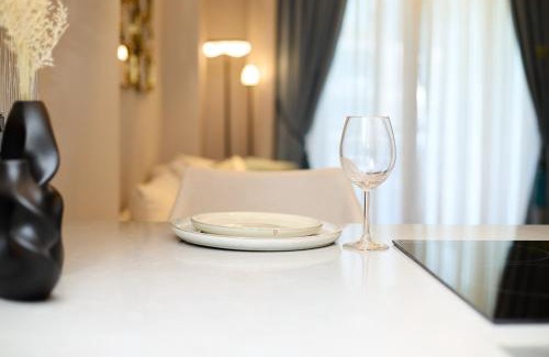 Cantonments Apartment | One Bedroom Luxury Apartment at The Diamond in the City