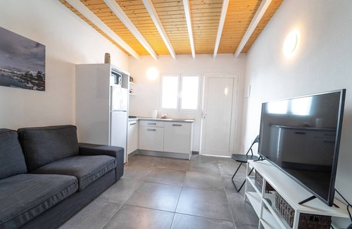 Teguise Apartment | One bedroom pool view apartment