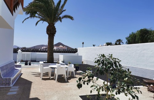 Teguise Apartment | One bedroom pool view apartment