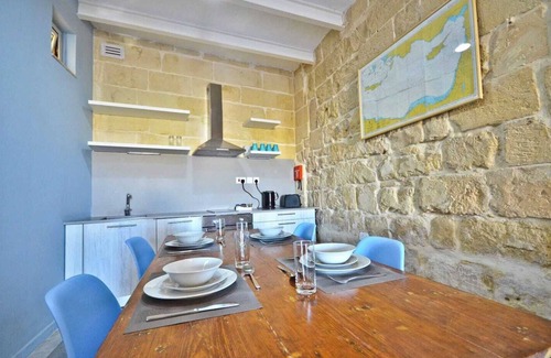 Birgu House | One-Bedroom Townhouse in Birgu with Sea Views