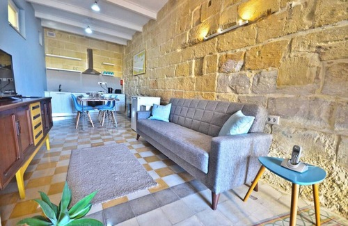 Birgu House | One-Bedroom Townhouse in Birgu with Sea Views