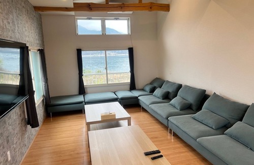 Fujikawaguchiko Hotel | One building is rented away room without meals K/Minamitsuru-gun Yamanashi