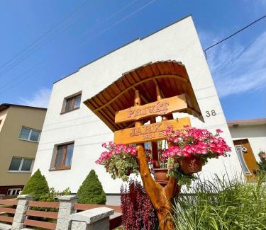 Maly Slavkov House | One Floor under High Tatras