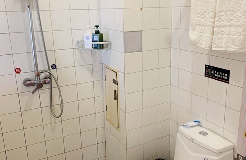 Wulingyuan Bed & Breakfast | One House