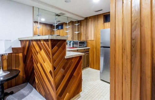 Southwest Calgary House | One of the kind 5 bedroom house with its own spa