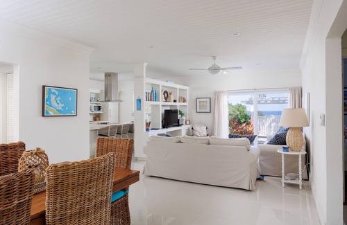 Governor's Harbour House | ONE PALM HILL - Luxury Villa with Private Pool, Walk to Twin Coves Beach