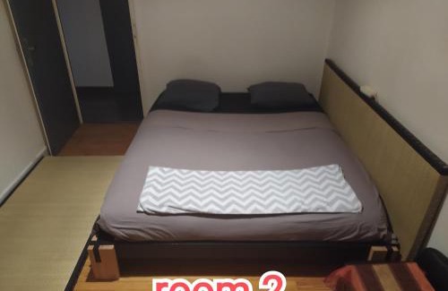 Quartier Exposition-Bajatiere Apartment | One person one room or two people or more entire apartment