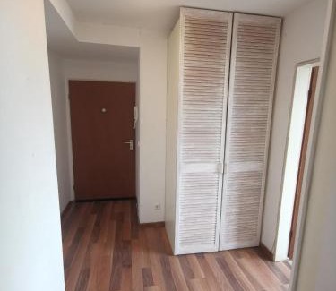 Linden-Nord Apartment | one Room Apartment 15 min to Fair